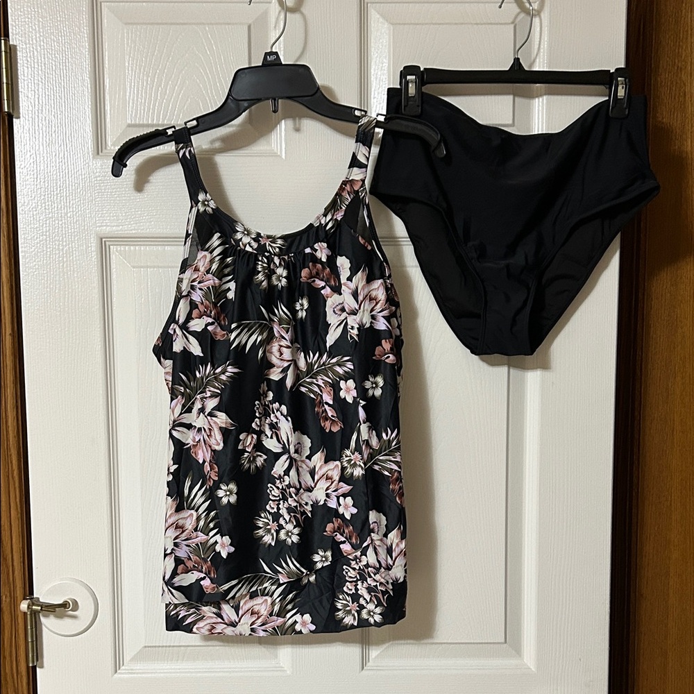 Black Floral Women's Swim Tankini Set